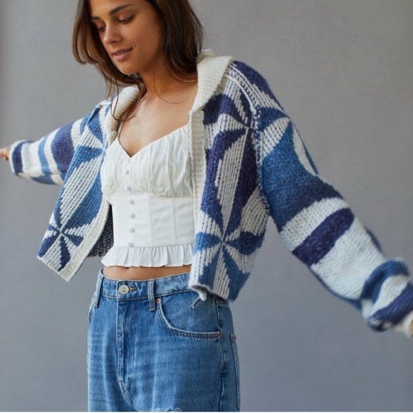 ISO Urban Outfitters bdg Sunset Zip up Sweater! Size M - Picture 2 of 2